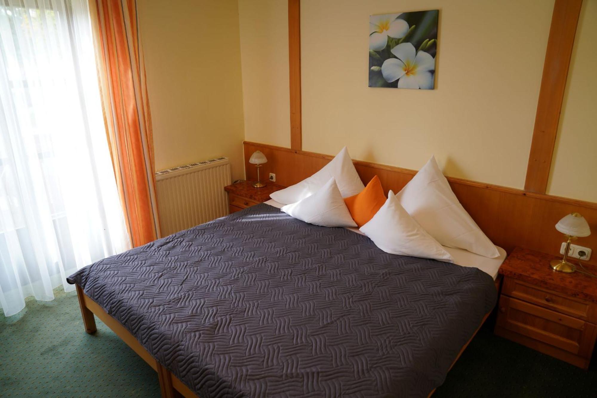 Pension Thermenland Loipersdorf bei Fuerstenfeld Exterior photo